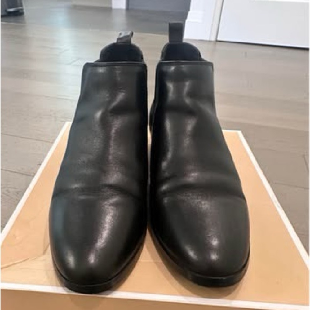 Michael Kors Black Leather Chukka Boots